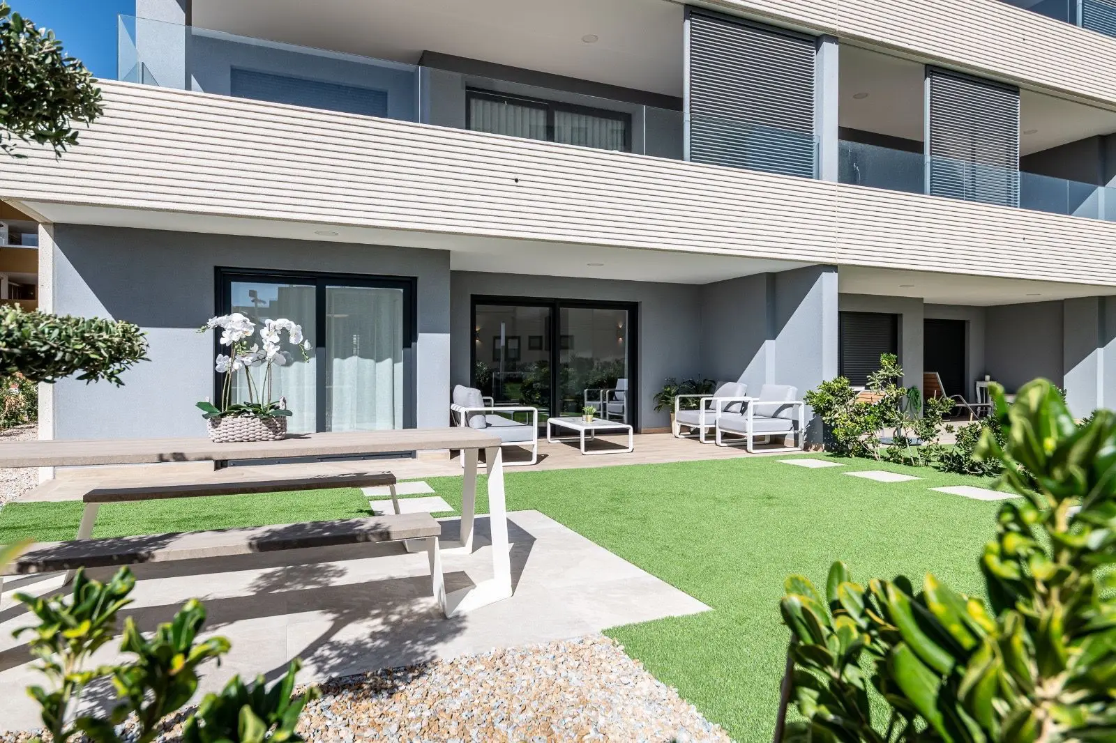 Apartment Of 90 M² In Torrevieja, Spain