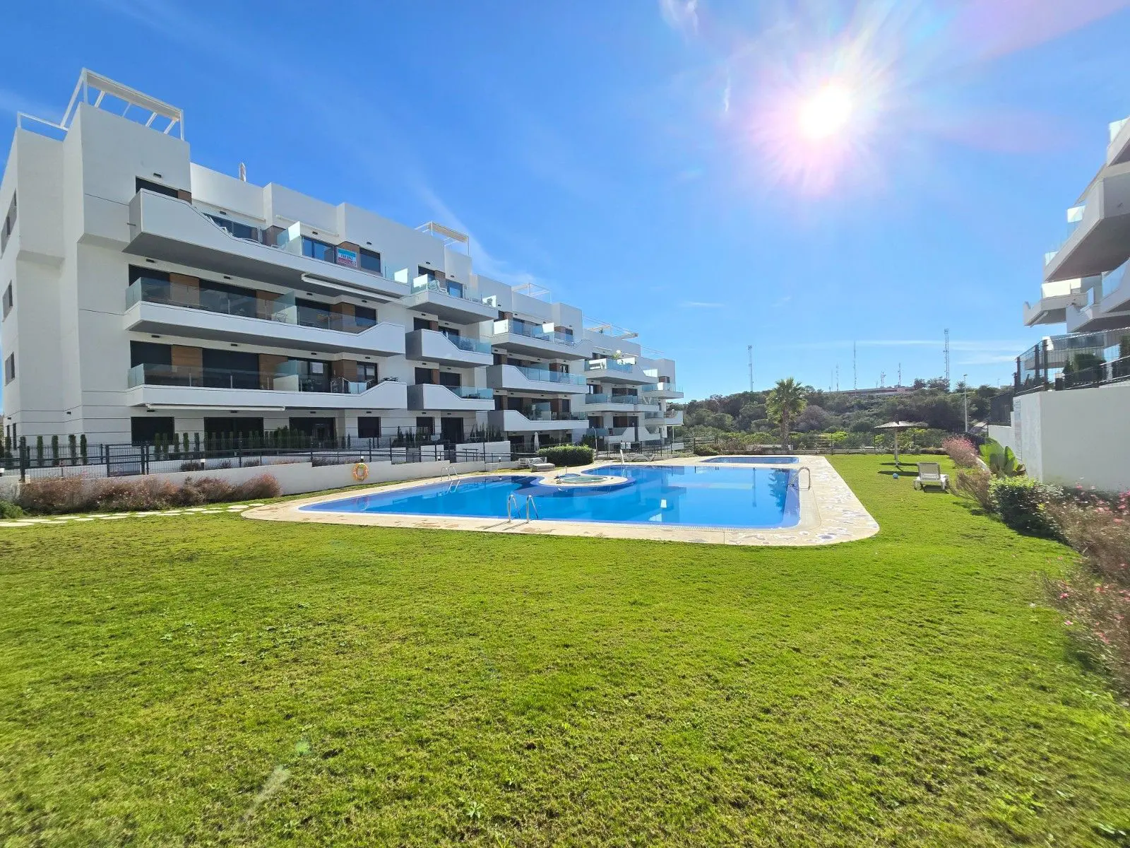 Apartment Of 68 M² With Balcony In Orihuela Costa, Spain