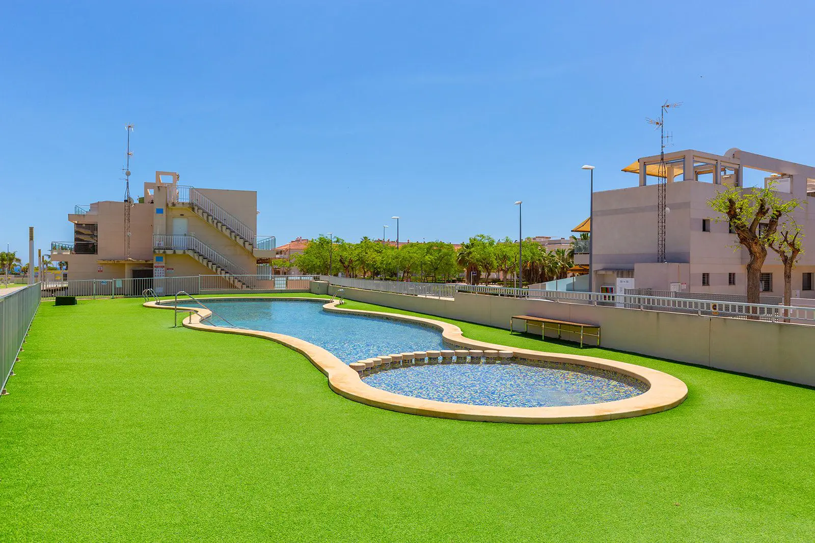 Apartment Of 120 M² In Pilar De La Horadada, Spain