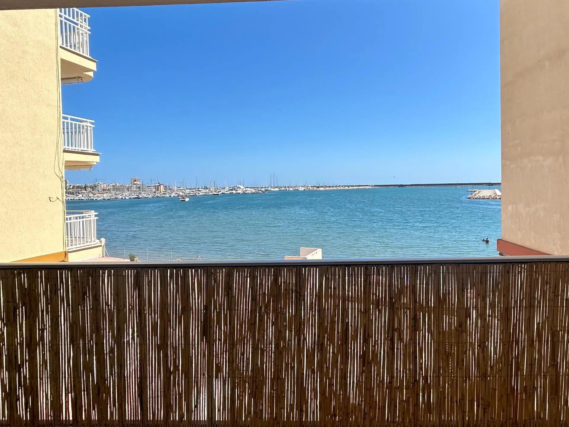 Apartment Of 77 M² With Mediter Real Estate In Torrevieja, Spain