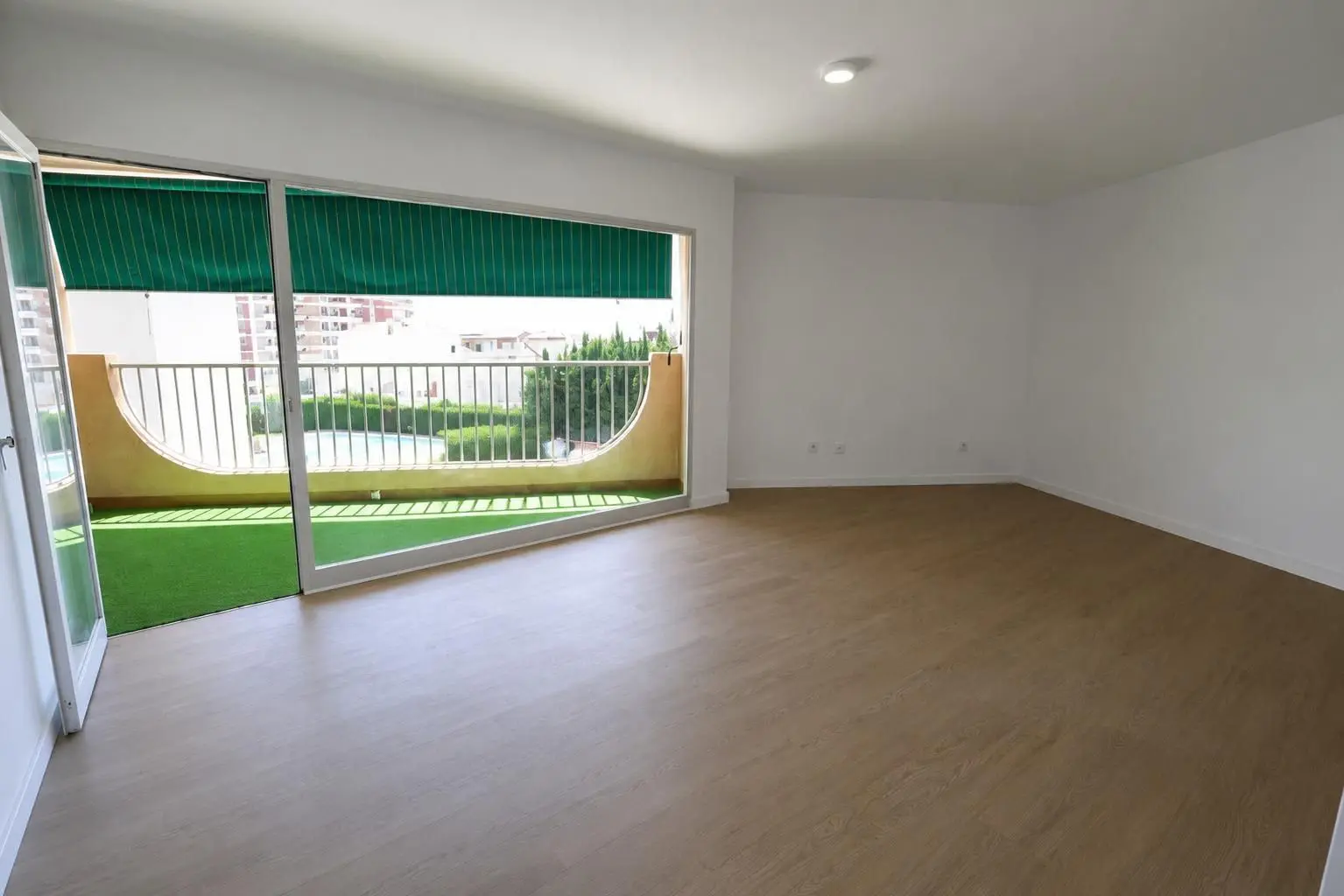 Apartment Of 106 M² In Cabo Roig, Spain