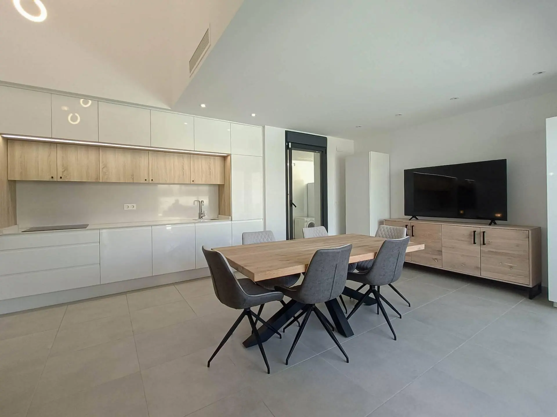 5-bedroom Villa In Rojales, Spain (214 M²)