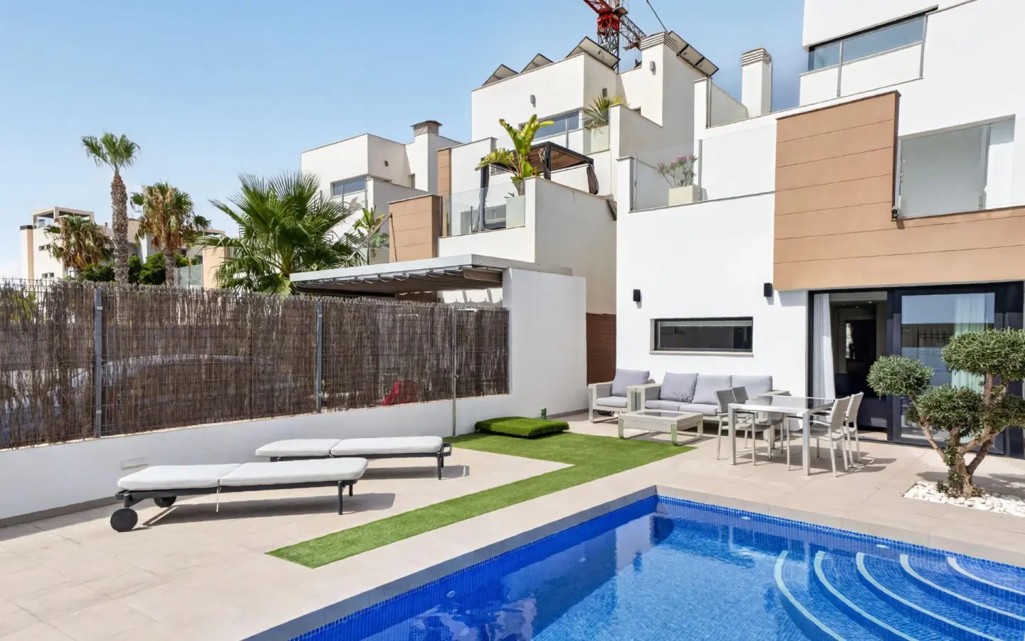 Villa Of 178 M² With Sea Views In Guardamar Del Segura