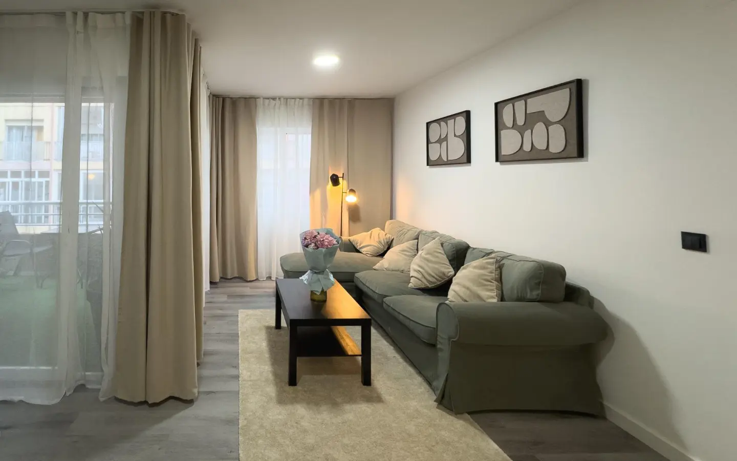 Apartment Of 80 M² In Torrevieja, Spain