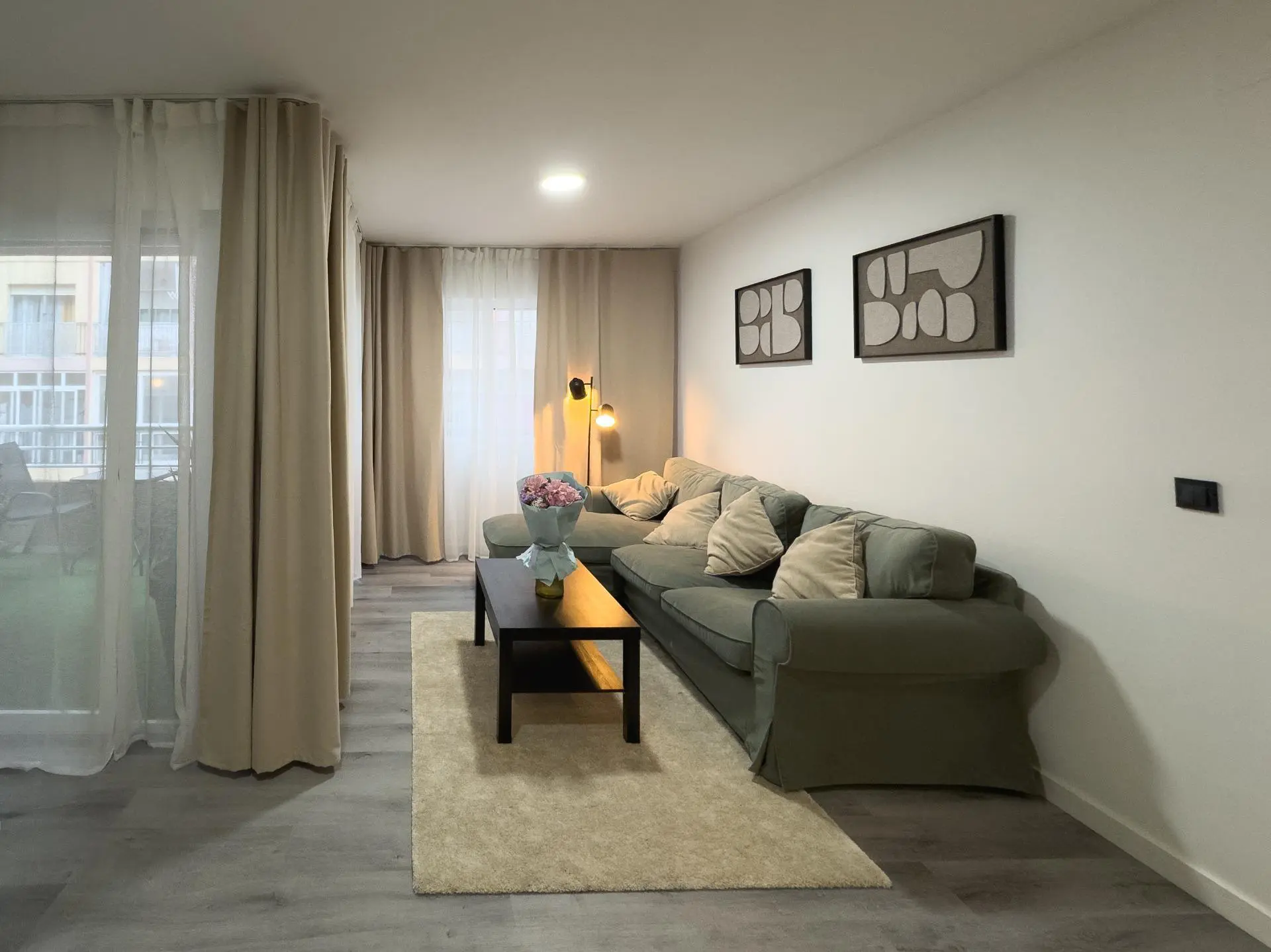 Apartment Of 80 M² In Torrevieja, Spain