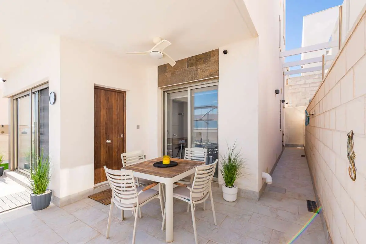 Villa Of 115 M² In Orihuela Costa