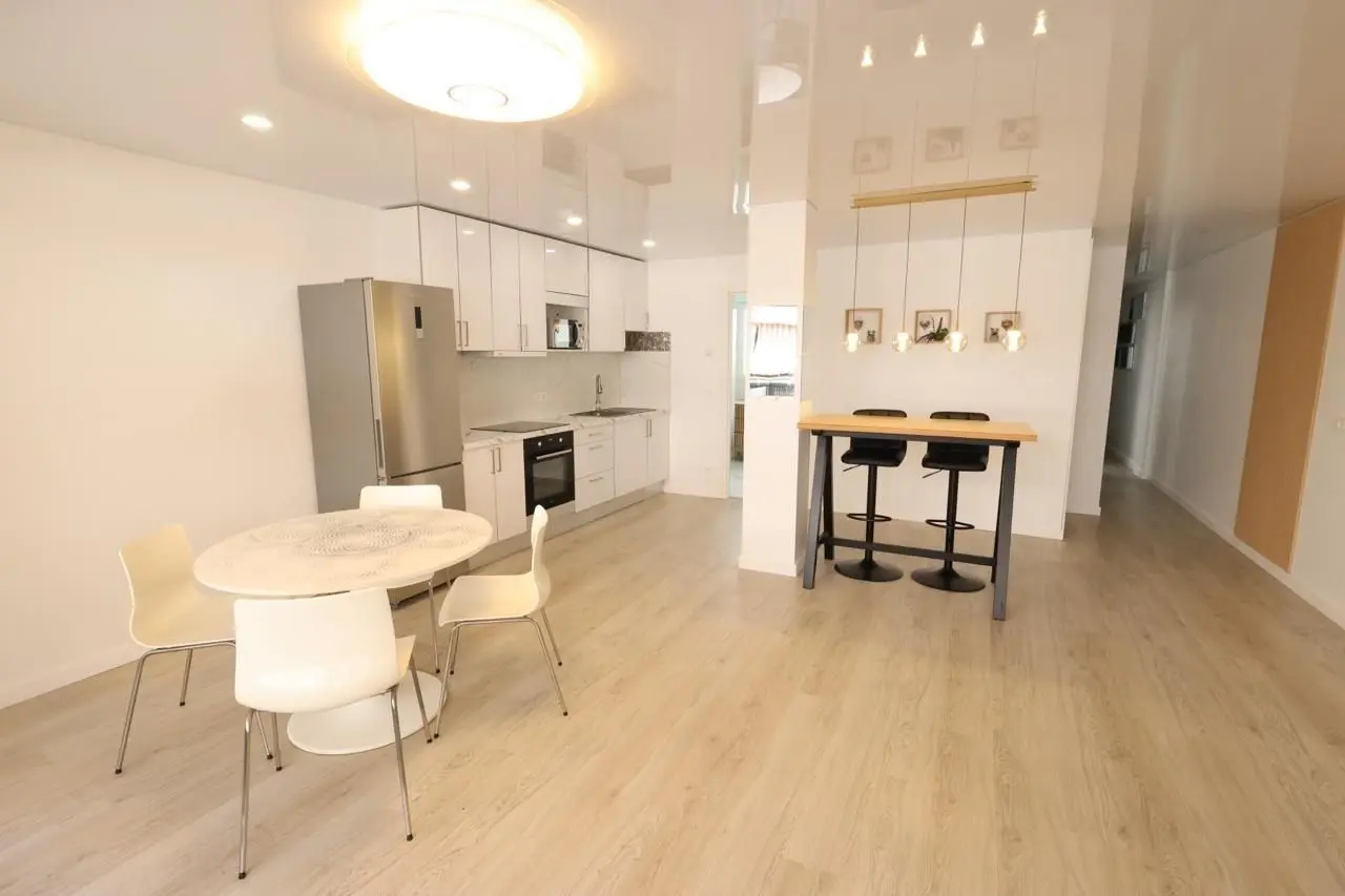 Apartment Of 105 M² In Torrevieja, Spain
