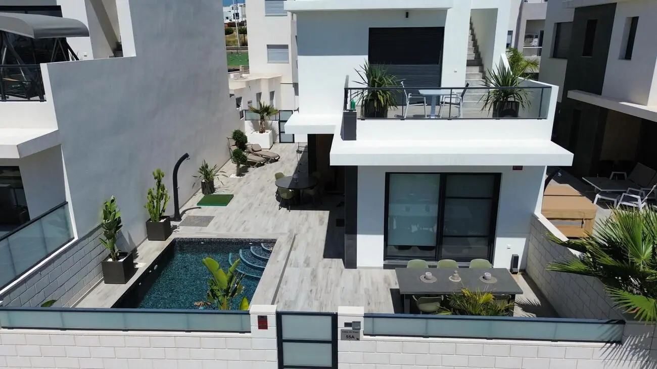 Villa 133 M² In Benijofar, Spain – Mediter Real Estate