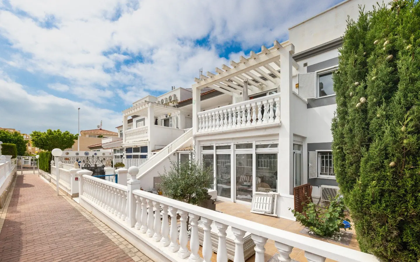 Apartment Of 89 M² With Mediter Real Estate In Orihuela Costa