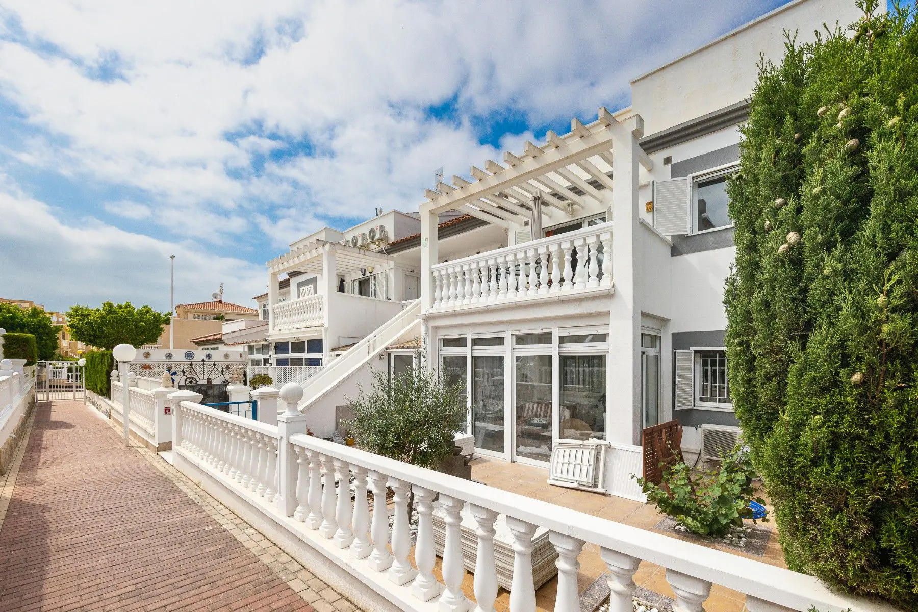 Apartment Of 89 M² With Mediter Real Estate In Orihuela Costa