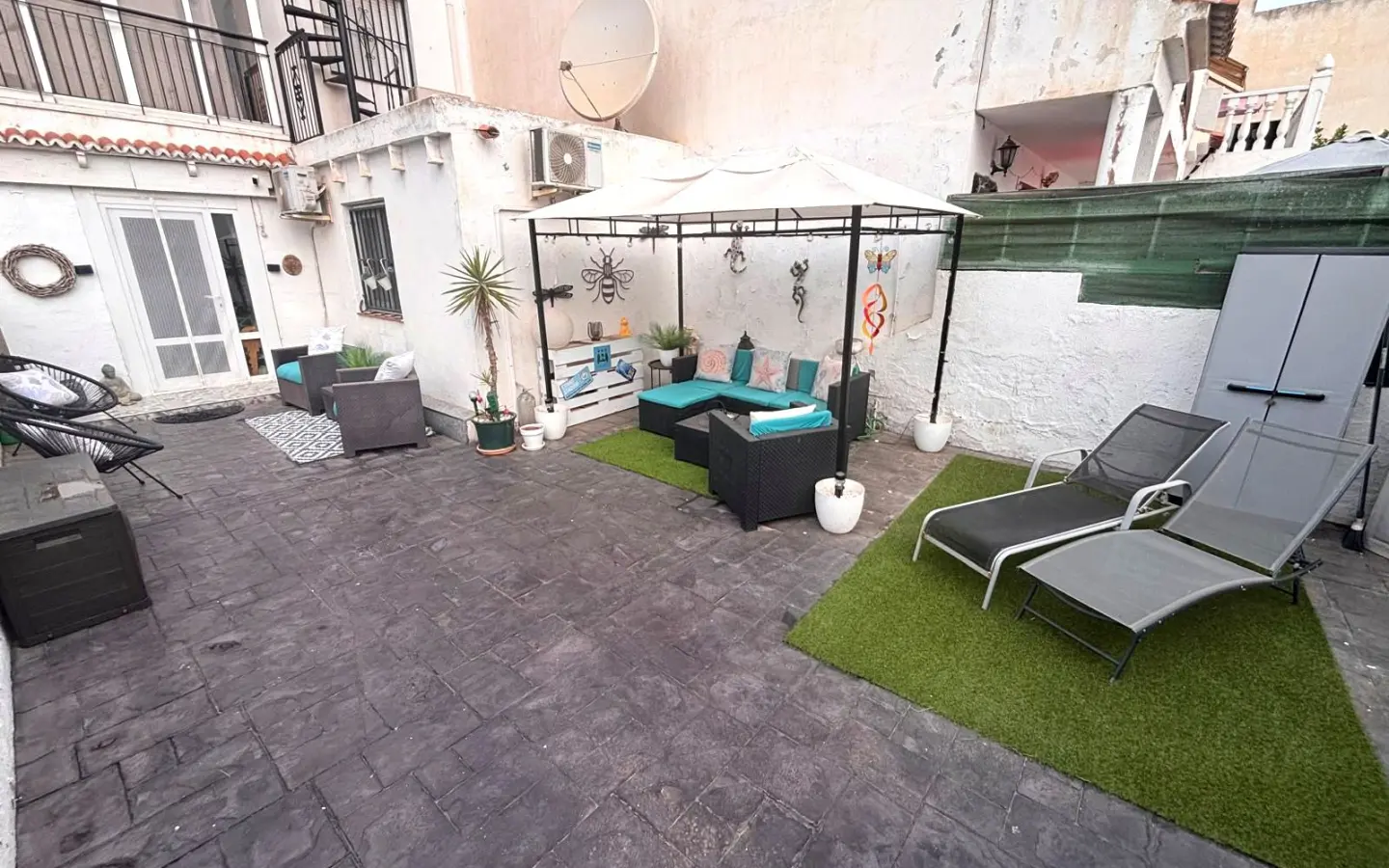Apartment Of 65 M² In Torrevieja, Spain