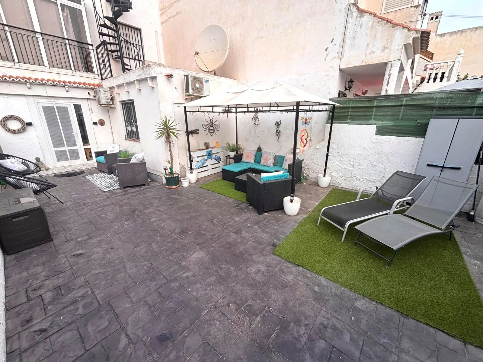 Apartment Of 65 M² In Torrevieja, Spain