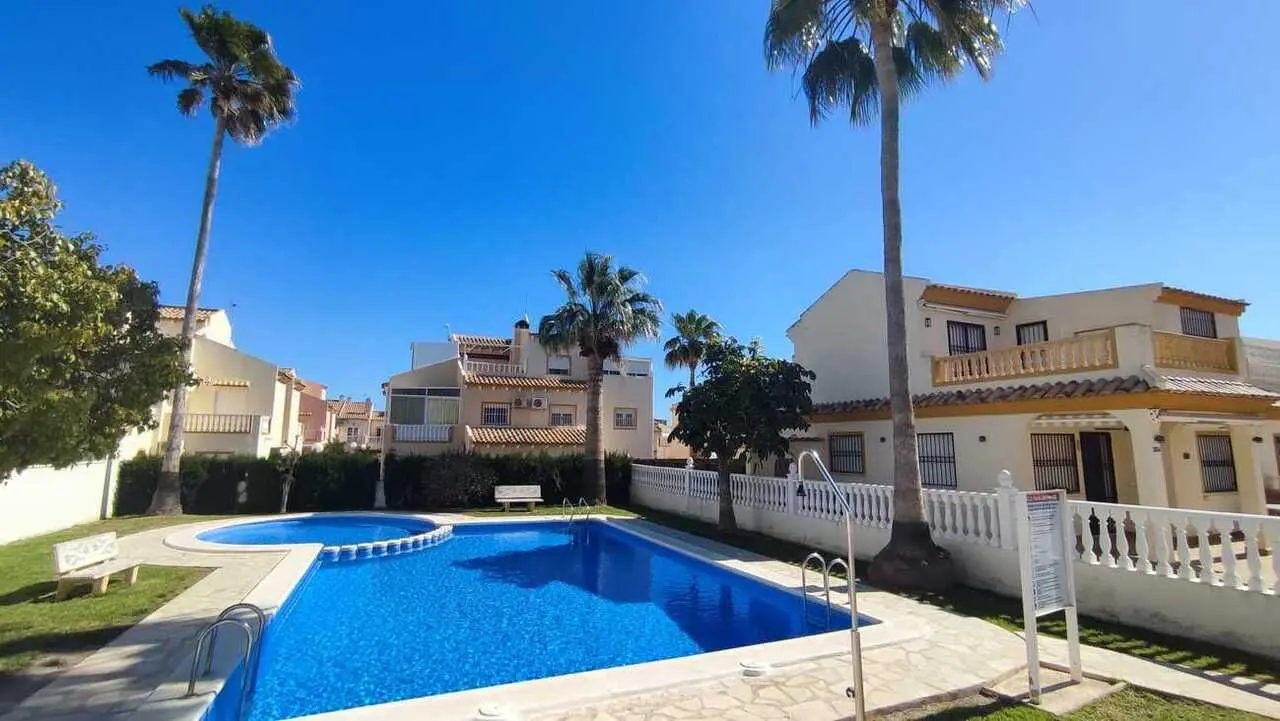 House Of 0 M² With Terrace In Orihuela Costa