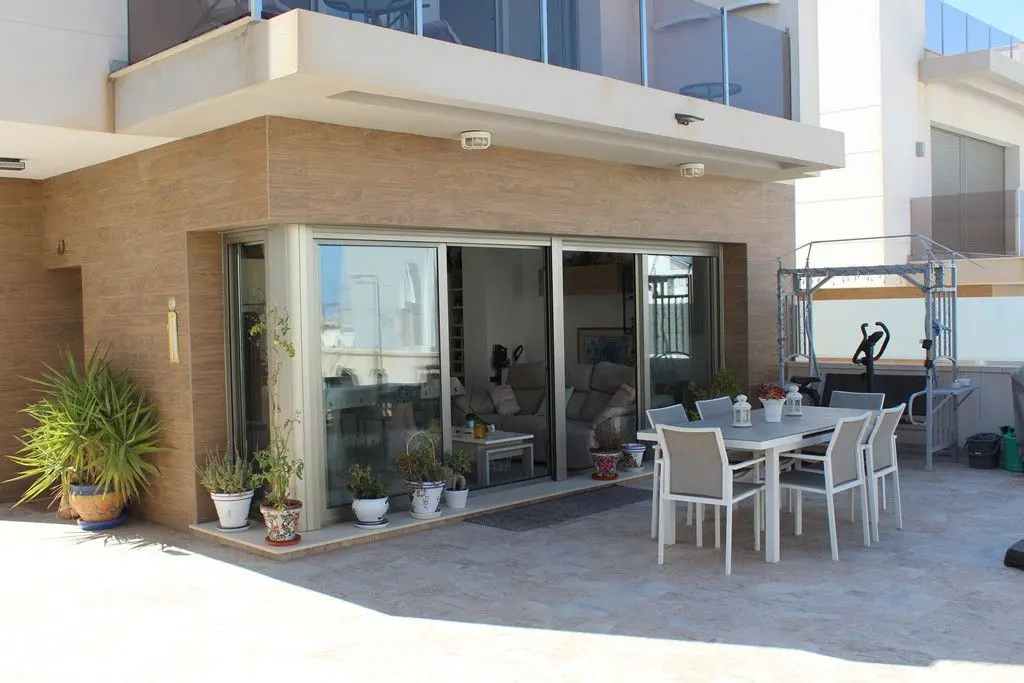 Villa Of 118 M² In San Miguel De Salinas