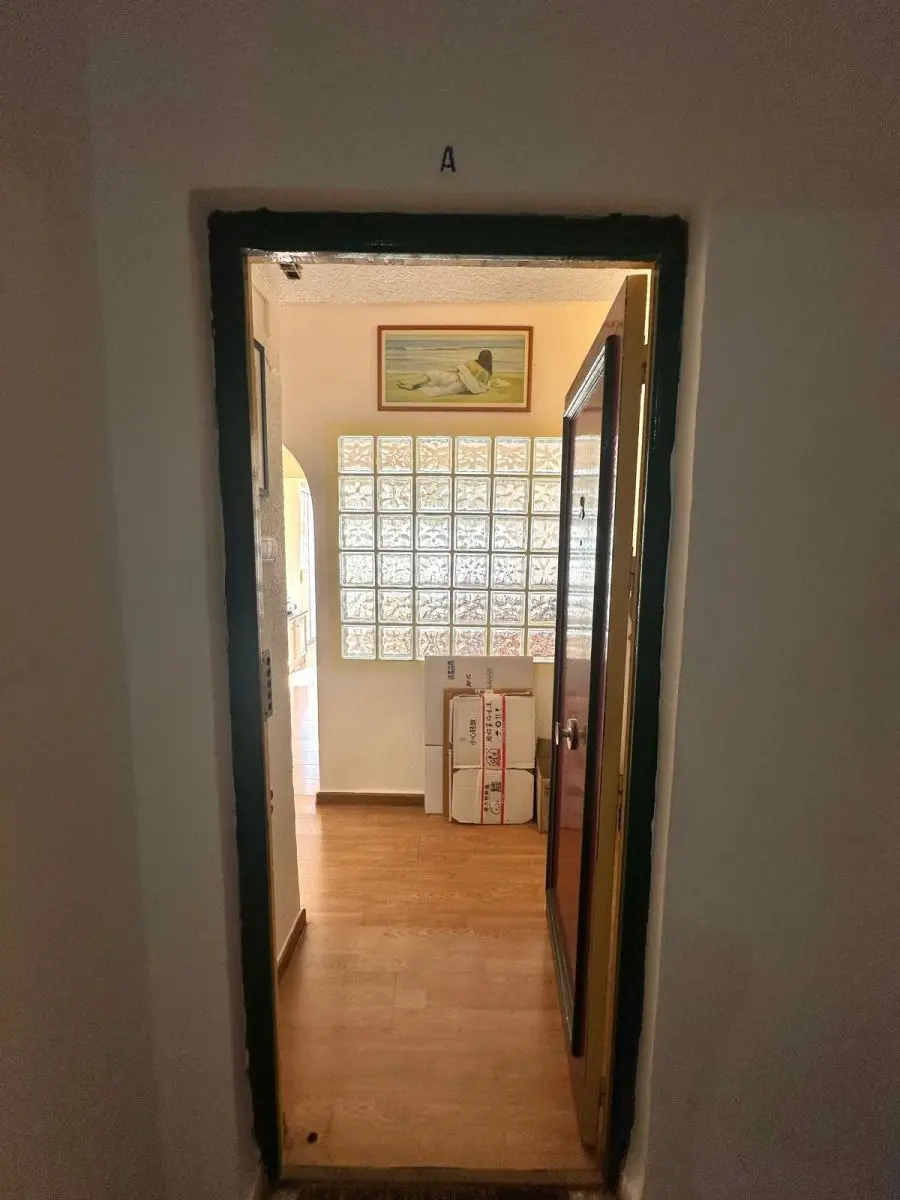 Apartment Of 90 M² With Sea View In Torrevieja, Spain