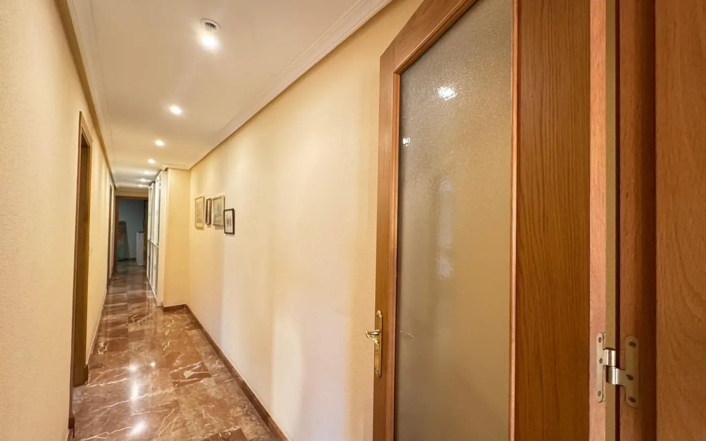 Apartment Of 256 M² In Torrevieja, Spain