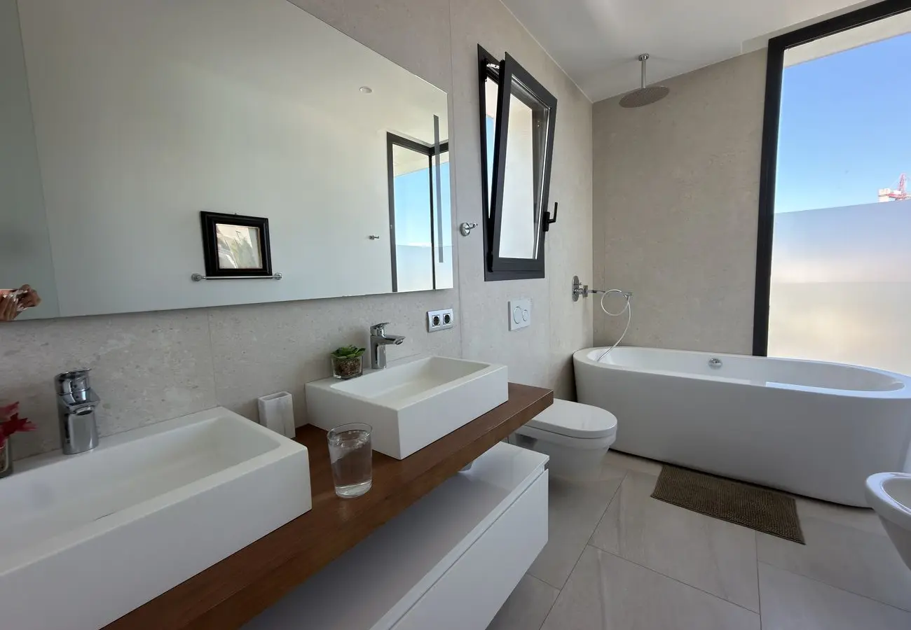 Villa Of 0 M² With Sea View In Villajoyosa, Spain