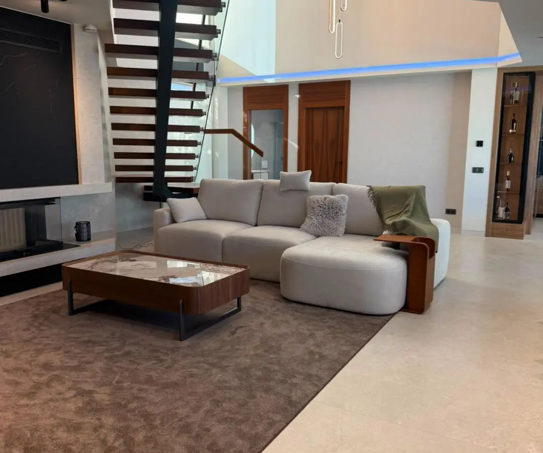 Villa Of 425 M² In Rojales, Spain