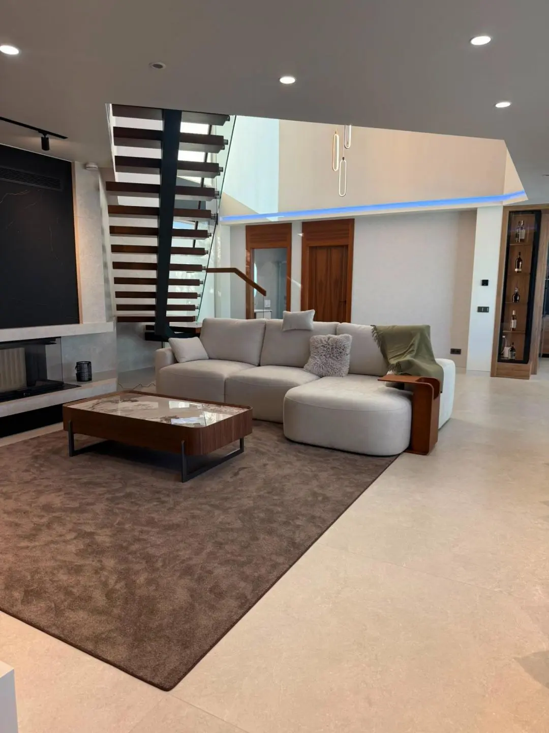 Villa Of 425 M² In Rojales, Spain