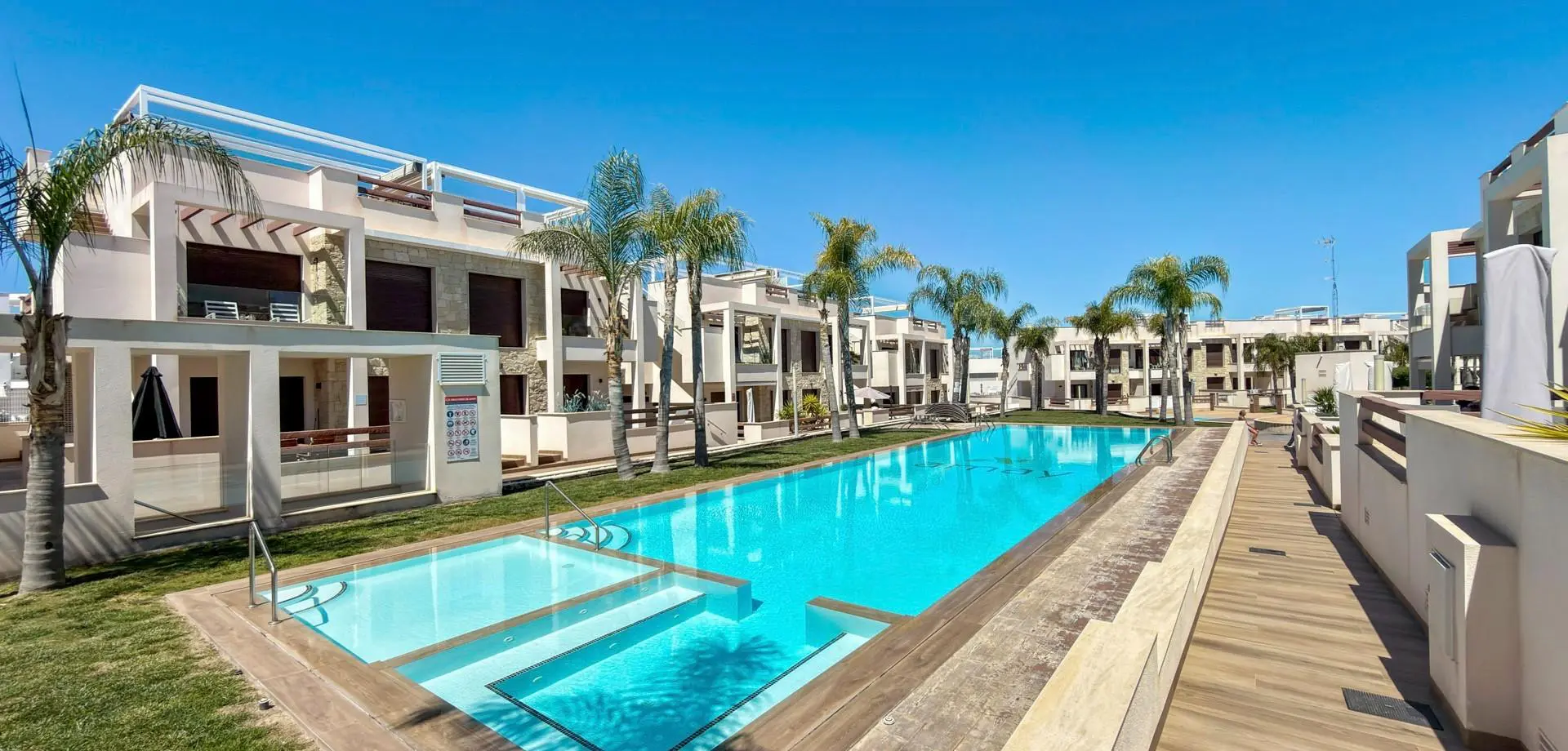 Apartment Of 71 M² In Torrevieja, Spain