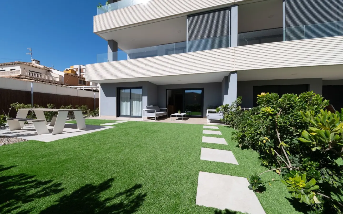 Apartment Of 90 M² In Torrevieja, Spain
