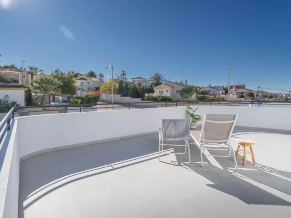 4-bedroom Villa In Rojales, Spain (203 M²)