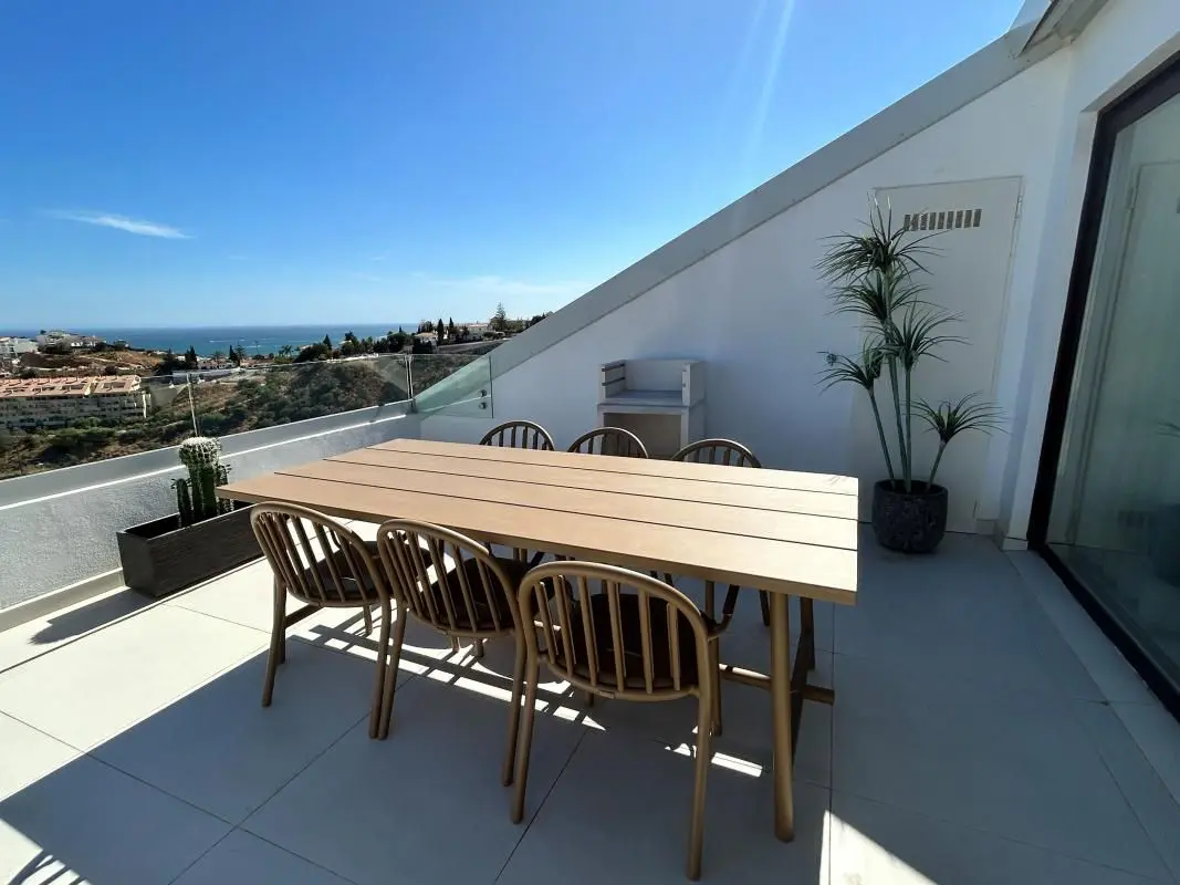 Apartment Of 100 M² In Fuengirola, Spain