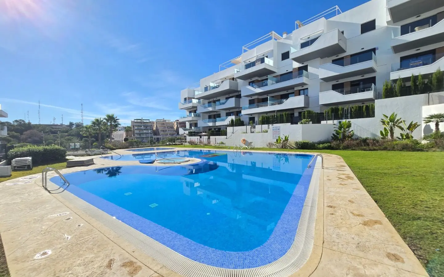Apartment Of 68 M² With Balcony In Orihuela Costa, Spain