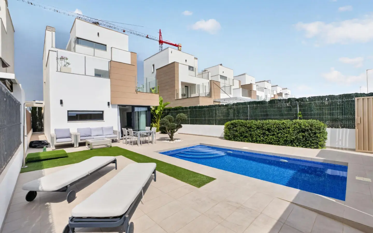 Villa Of 178 M² With Sea Views In Guardamar Del Segura
