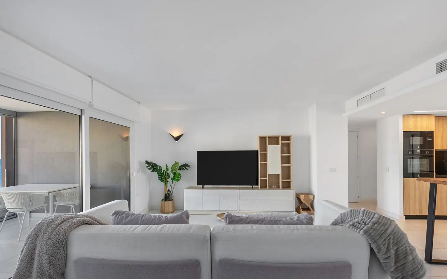 Apartment Of 122 M² In Torrevieja, Spain