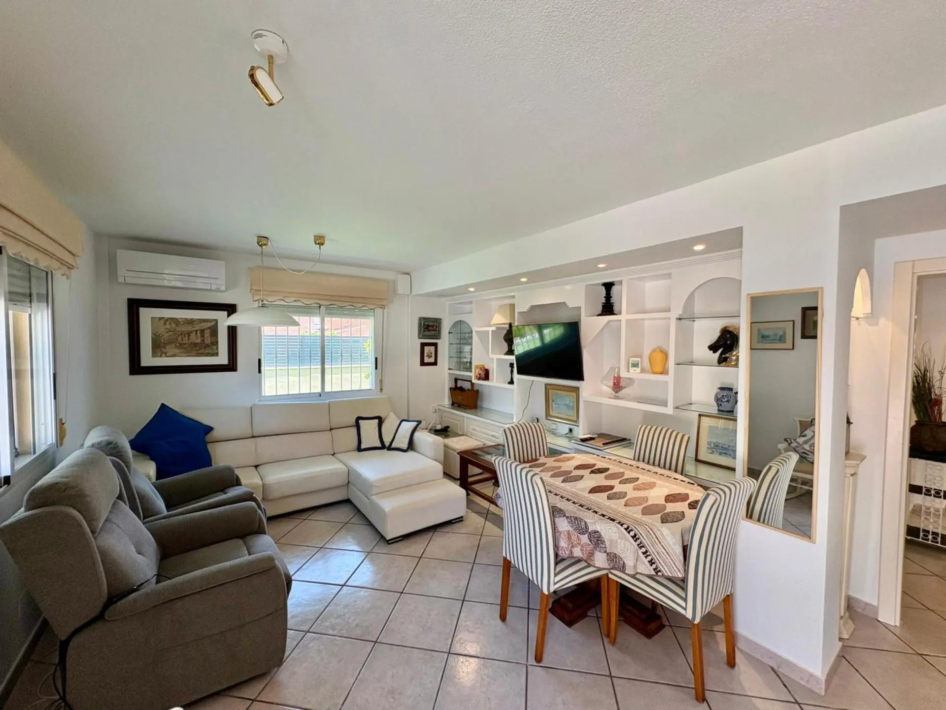 Apartment Of 104 M² In Los Alcázares, Spain