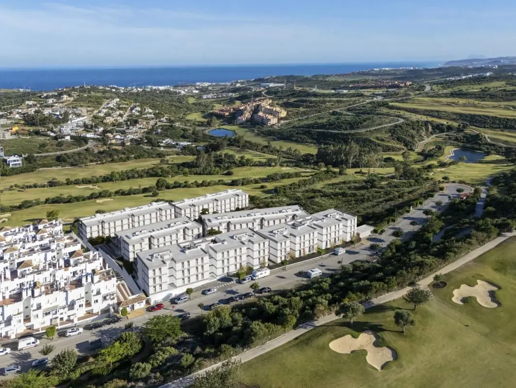 Apartment Of 105 M² In Estepona, Spain