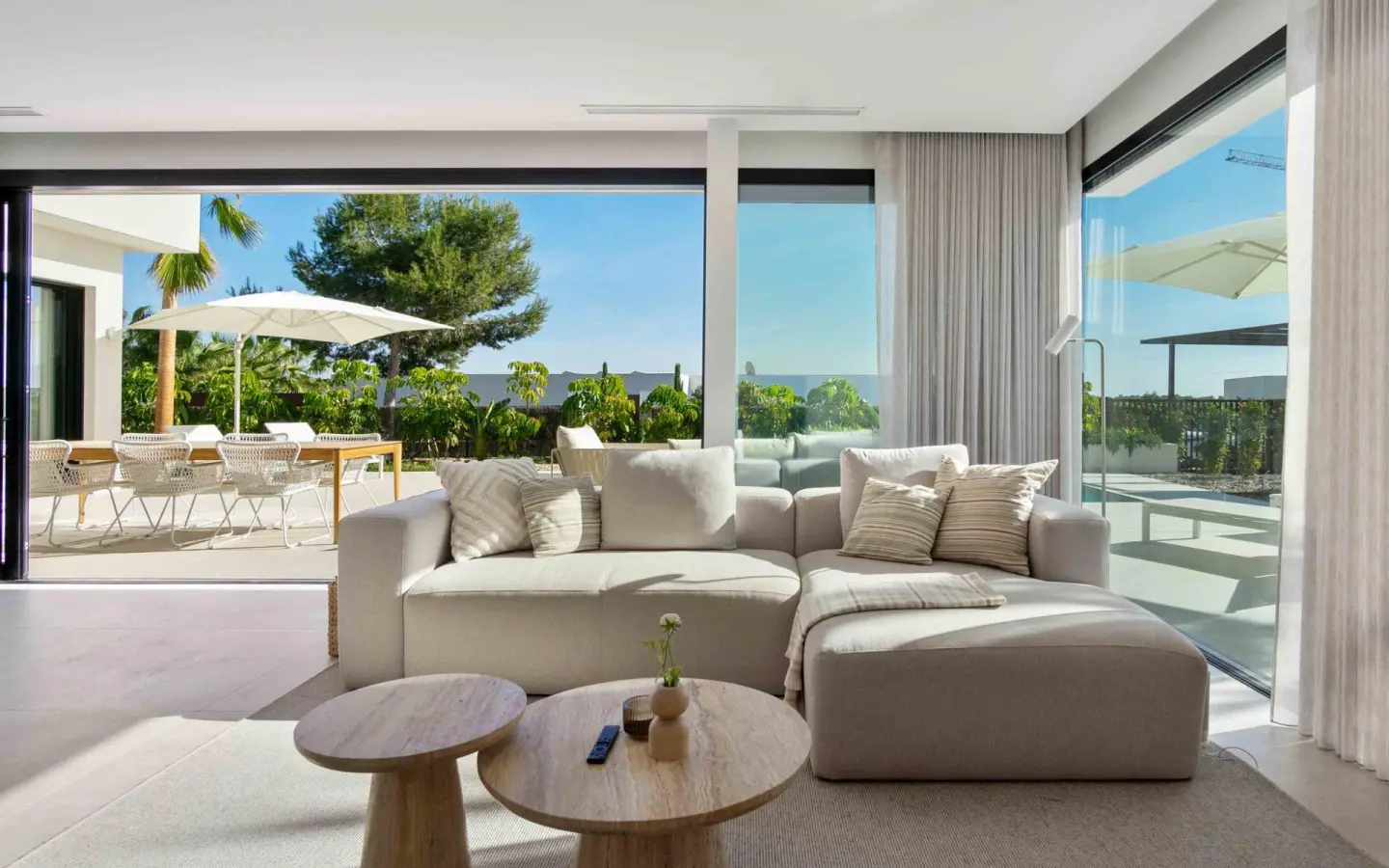 3-bedroom Villa In Orihuela, Spain (177 M²)