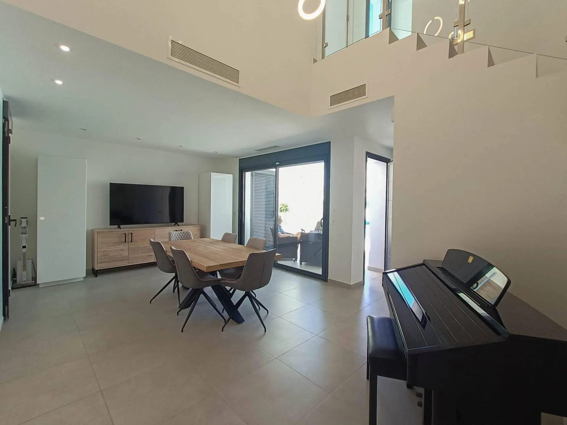 5-bedroom Villa In Rojales, Spain (214 M²)