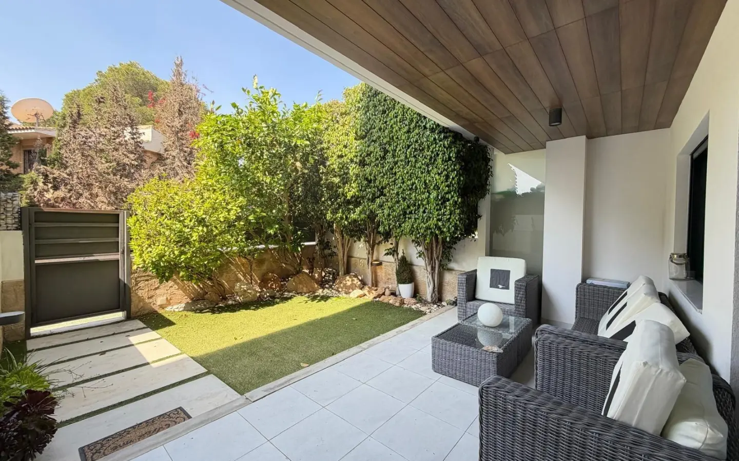 3-bedroom Apartment In Orihuela Costa, Spain (93 M²)