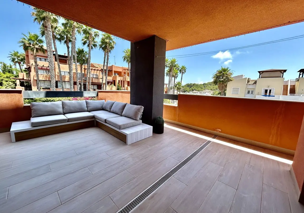 Apartment Of 91 M² With Views In Orihuela Costa