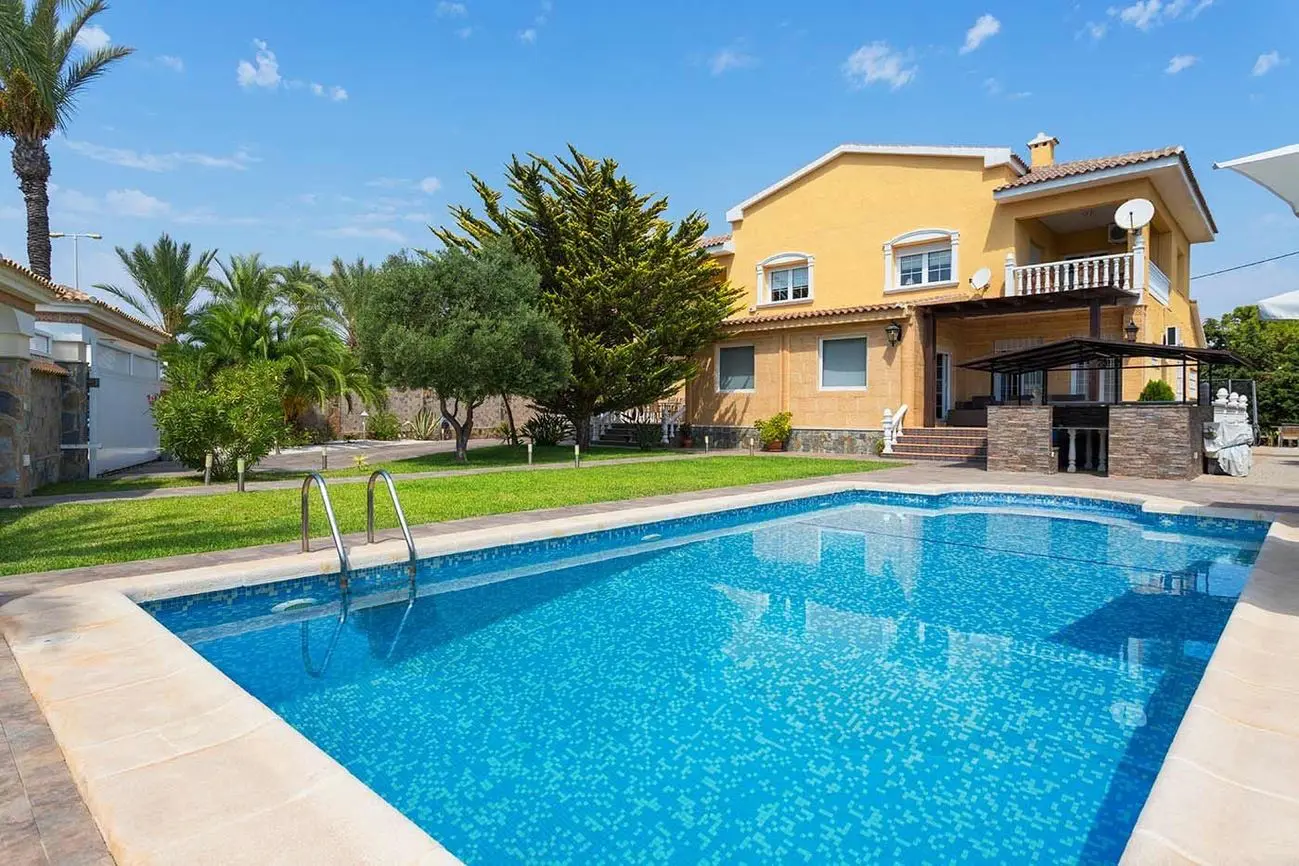 Villa 440 M² In Orihuela Costa, Spain – Mediter Real Estate
