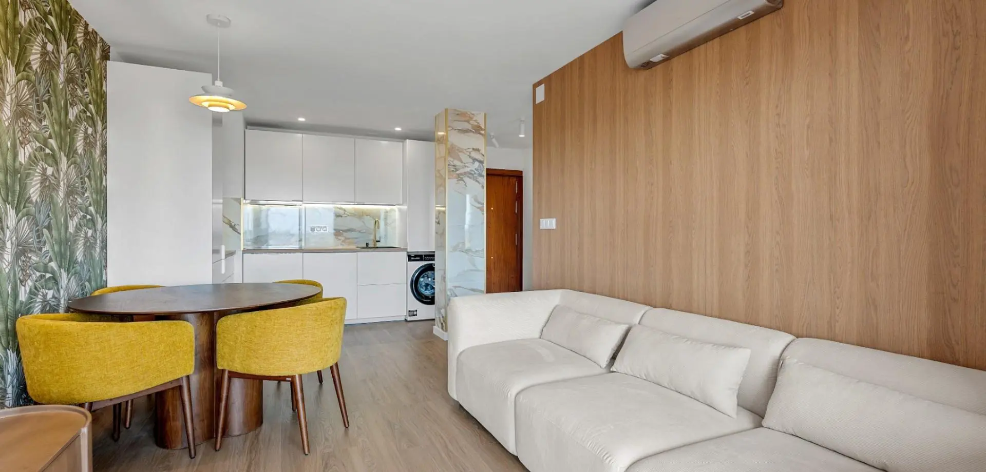 Apartment Of 61 M² In Torrevieja, Spain