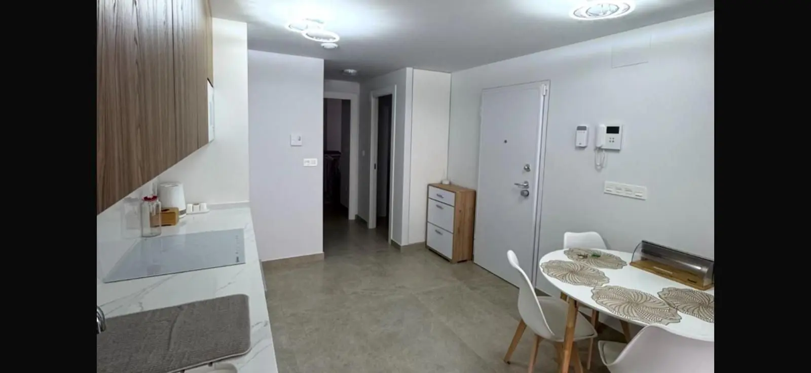 Apartment Of 75 M² In Torrevieja, Spain