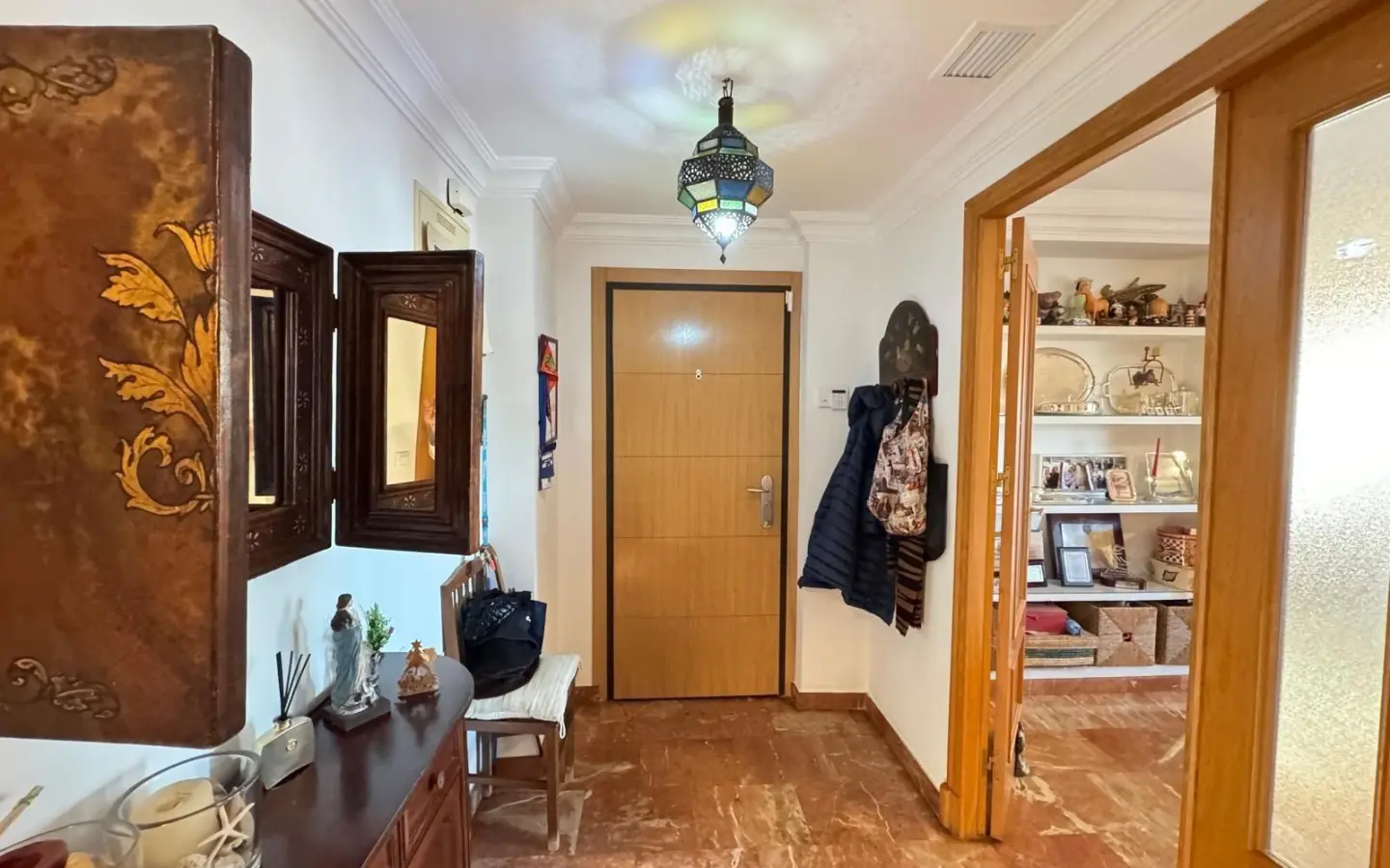 Apartment Of 256 M² In Torrevieja, Spain