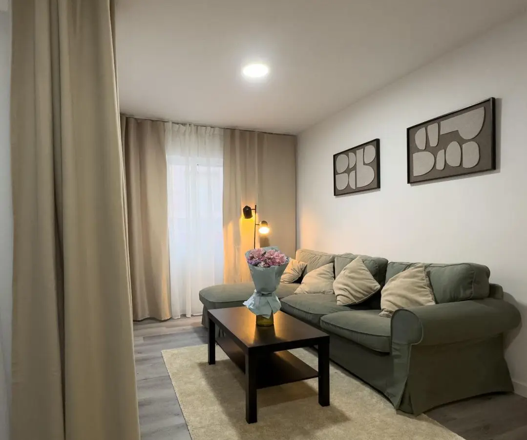 Apartment Of 80 M² In Torrevieja, Spain