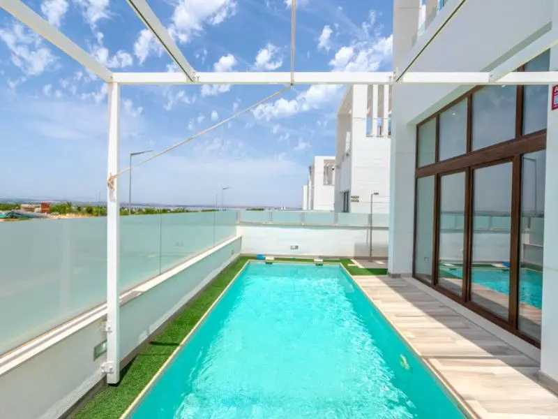 Villa Of 149 M² In Torrevieja