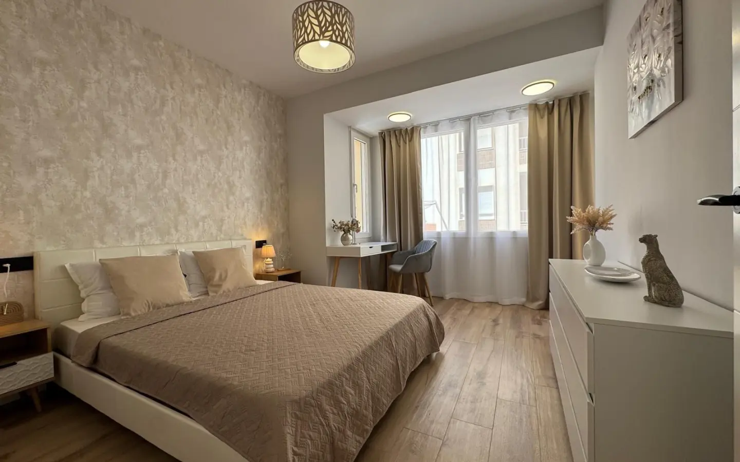Apartment Of 100 M² In Torrevieja, Spain