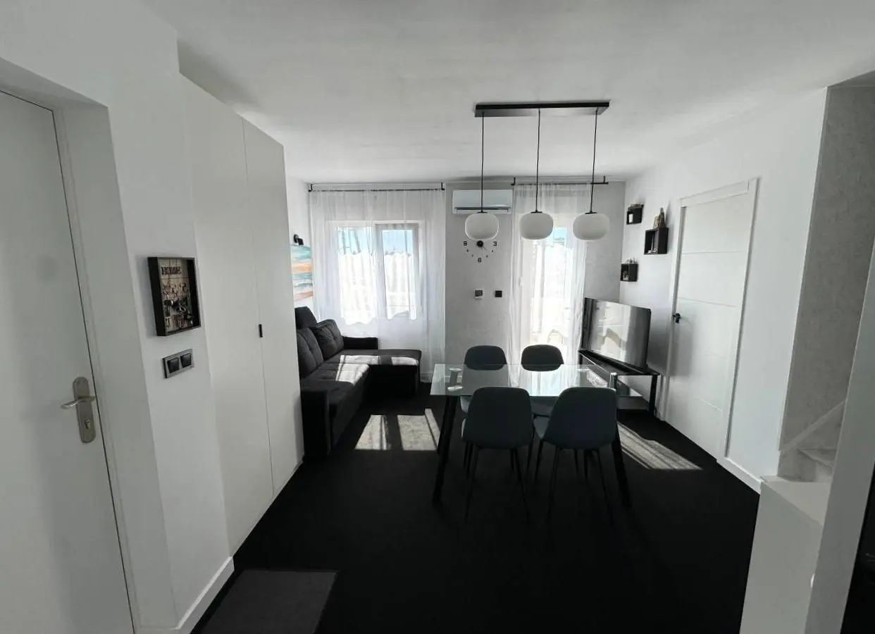 Duplex Of 82 M² In Torrevieja, Spain