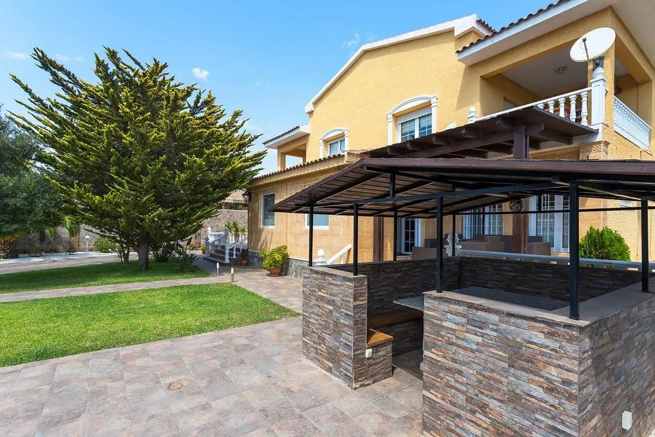 Villa 440 M² In Orihuela Costa, Spain – Mediter Real Estate