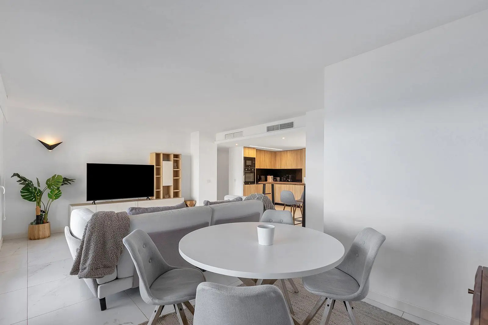 Apartment Of 122 M² In Torrevieja, Spain