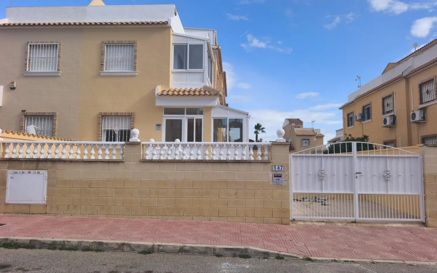 3-bedroom Villa In Rojales, Spain (120 M²)