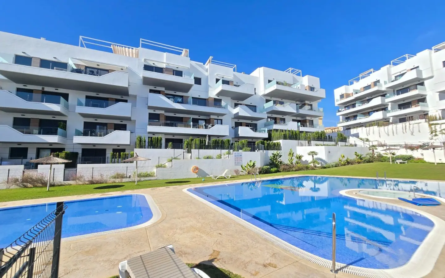Apartment Of 68 M² With Balcony In Orihuela Costa, Spain