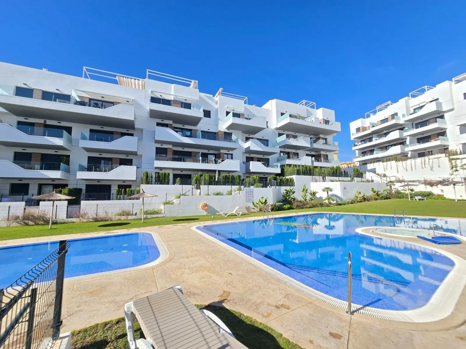 Apartment Of 68 M² With Balcony In Orihuela Costa, Spain