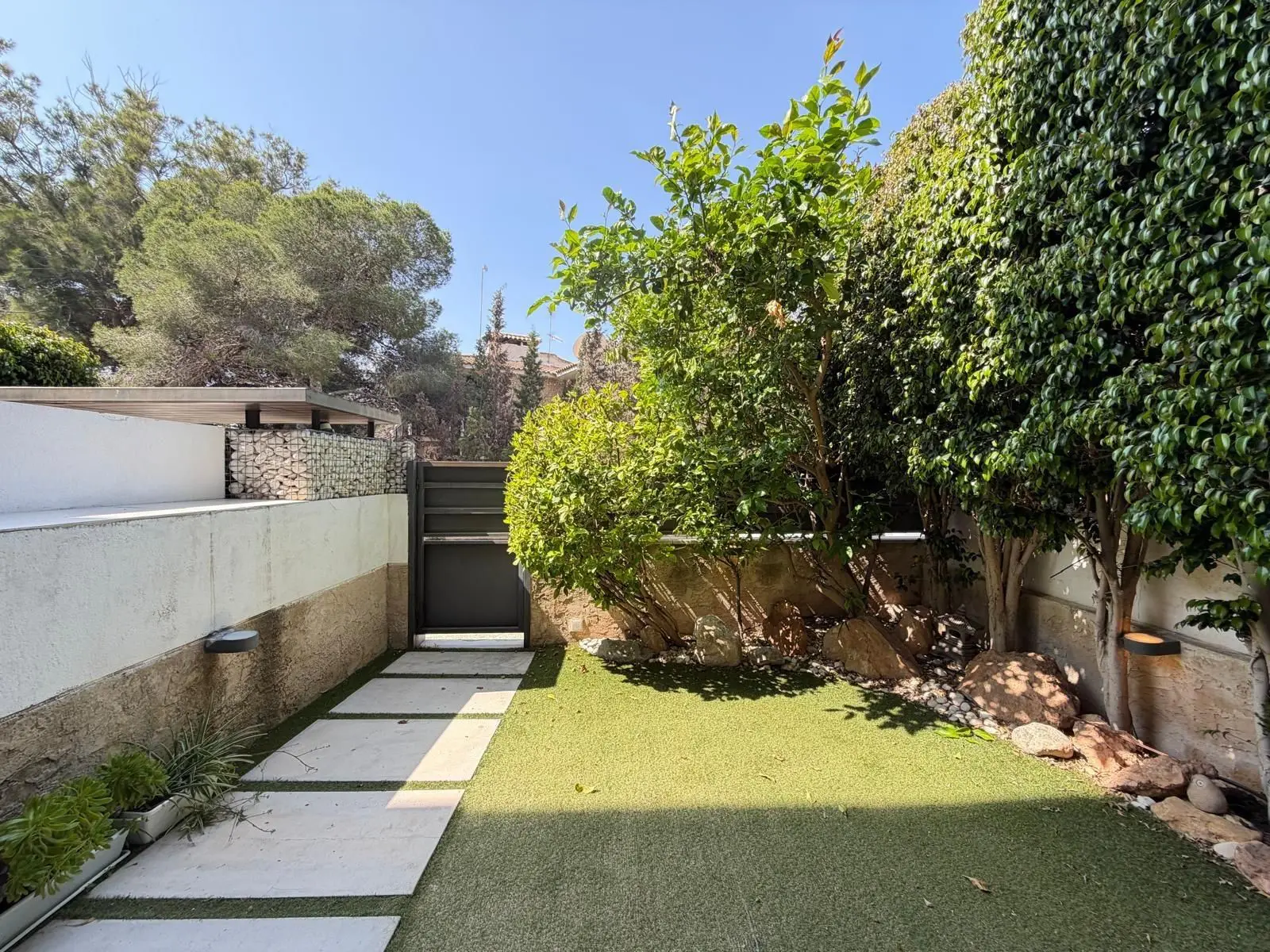 Apartment Of 93 M² In Orihuela Costa, Spain
